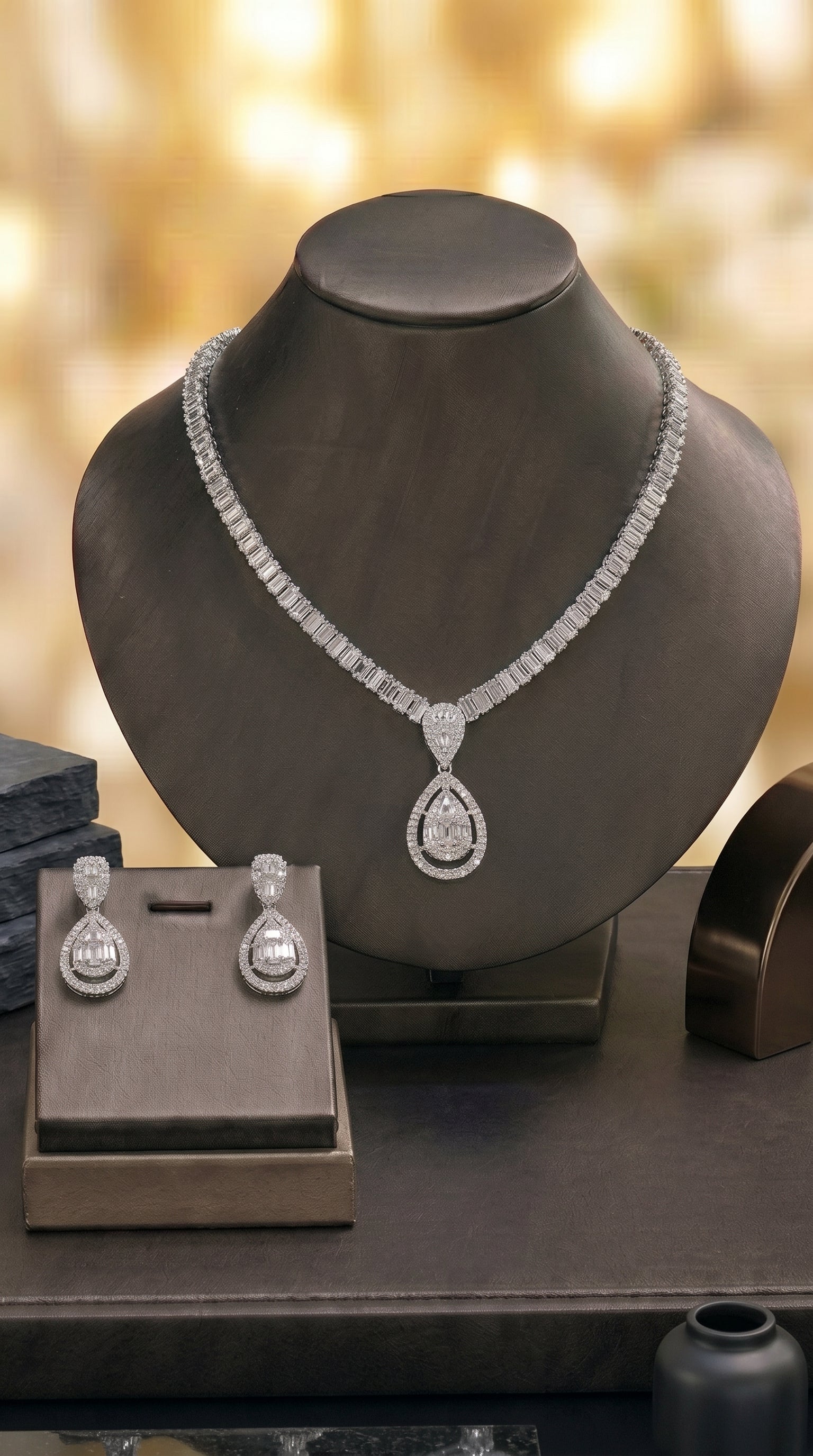 Duo Zircon Rectangle
