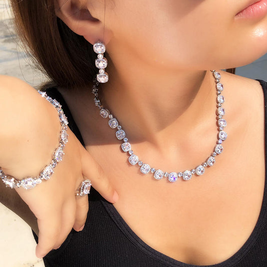 parure 4 pièce "Éclat Lunaire"