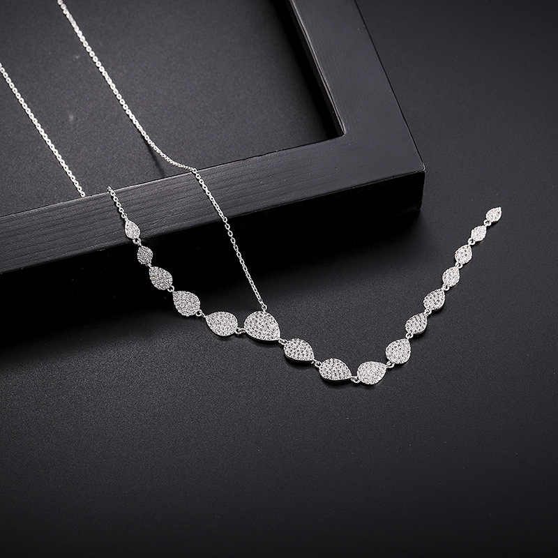 قلادة "القطرة الأبدية"