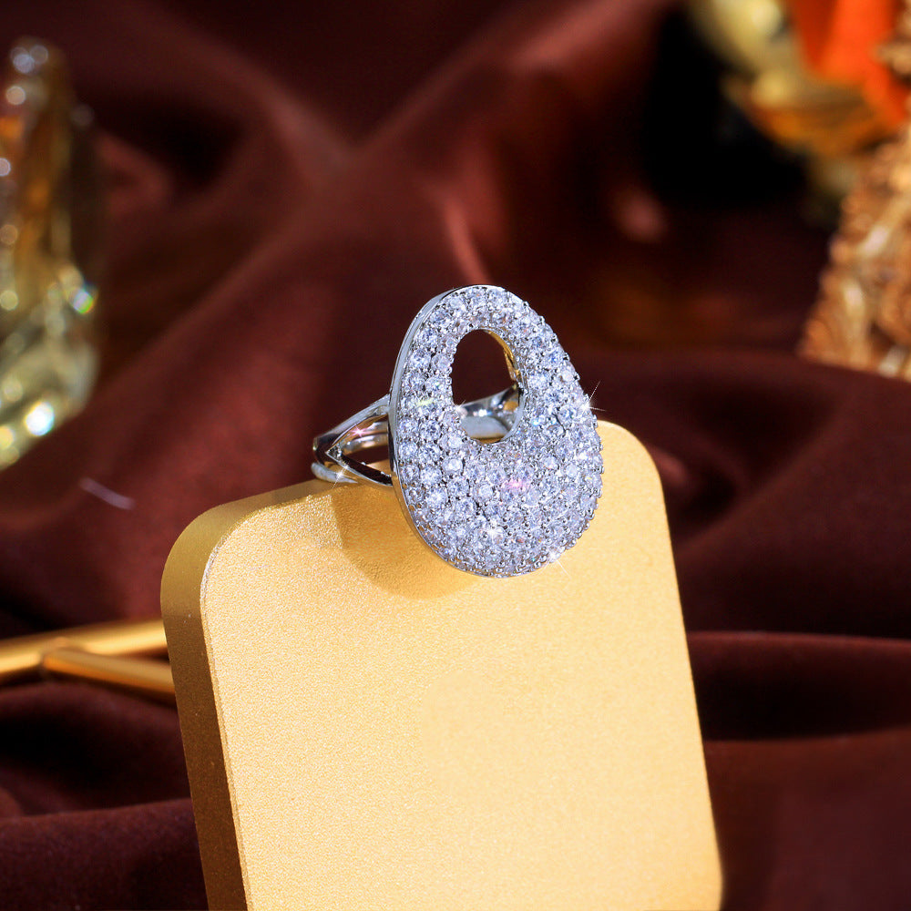 Cercle d’Éclat – Bague Zircon